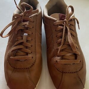 Nike Cortez Brown Athletic Shoes Retro Design